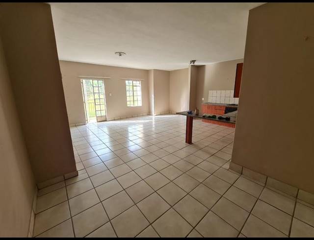 2 BEDROOM APARTMENT FOR SALE IN BRAKPAN NORTH